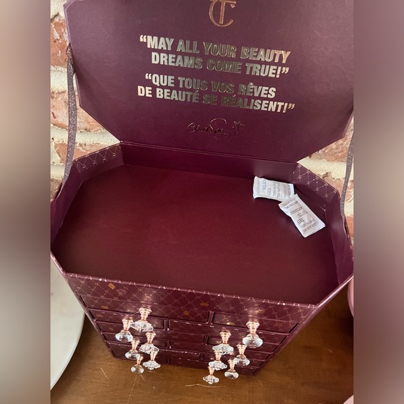 Charlotte Tilbury advent calendar skincare/ makeup display and storage box - Picture 4 of 5